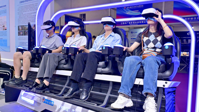 02PID04GI2WJ4PIW4ZTM - 🌍NewspaperAmigo – Your Global News Buddy 🗞️ China's VR Boom: 10,000+ Companies Fuel Tech Revolution 🌐🕶️