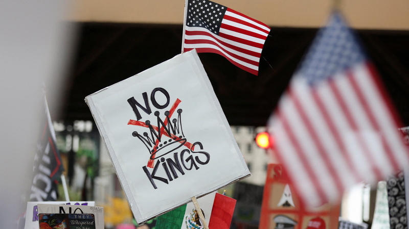1KN56NNVBUV0KTKPRDF5 - 🌍NewspaperAmigo – Your Global News Buddy 🗞️ ‘No Kings’ Protests Sweep U.S. as Millions Rally Against Authoritarianism