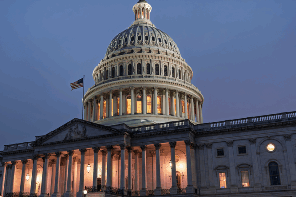 U.S. Government Shutdown Looms as Senate Deadlocks Over Spending Bill ๐๏ธ๐ฅ U.S. Government Shutdown Looms as Senate Deadlocks Over Spending Bill ๐๏ธ๐ฅ