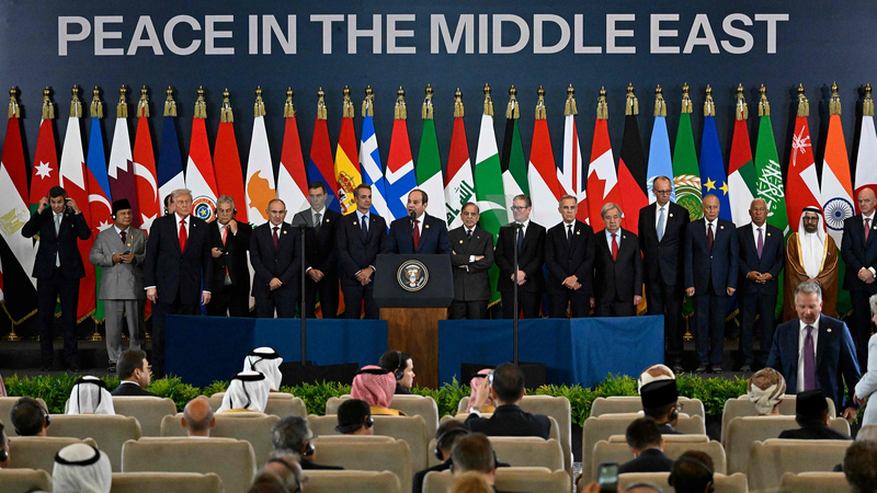 39L050UUXSJ6GQ1J539Y - 🌍NewspaperAmigo – Your Global News Buddy 🗞️ Gaza Ceasefire Deal Signed in Egypt: Hope Amidst Challenges 🌍✌️