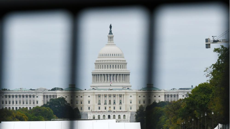 U.S.-China Trade Tensions Escalate: Tariffs vs. Dialogue 🌍⚖️