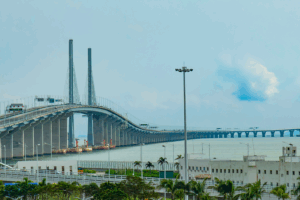 🌉 Hong Kong-Zhuhai-Macao Bridge Hits 93M Passengers in 7 Years!