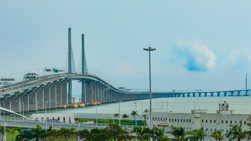 🌉 Hong Kong-Zhuhai-Macao Bridge Hits 93M Passengers in 7 Years!