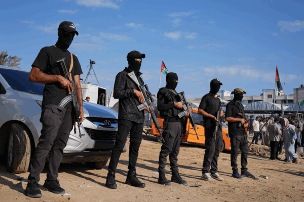 Hamas Releases 20 Israeli Hostages in Historic Ceasefire Deal ✌️🕊️