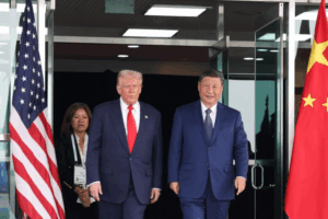 Xi & Trump Summit: A New Era of Rivalry & Restraint 🌏⚖️