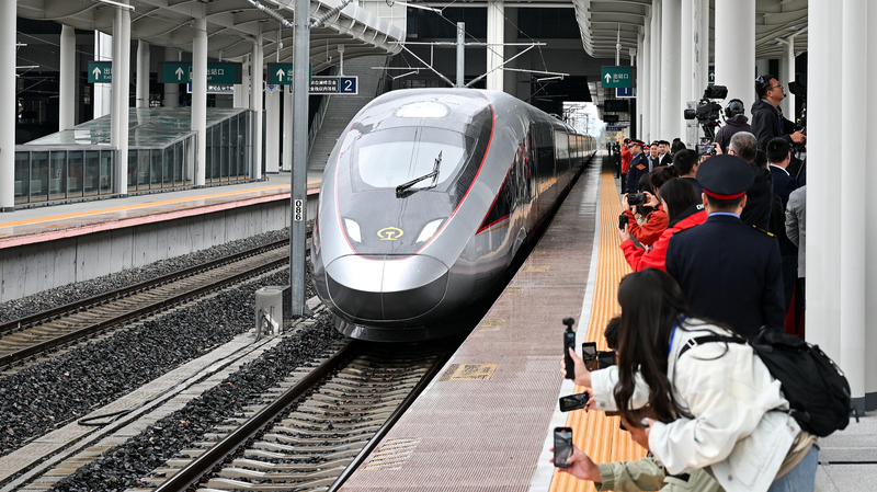 4SQDODKCK4MVPP4BK8ND - 🌍NewspaperAmigo – Your Global News Buddy 🗞️ 🚄 China's High-Speed Future: How Trains & Tech Are Redefining Modernization 🌏