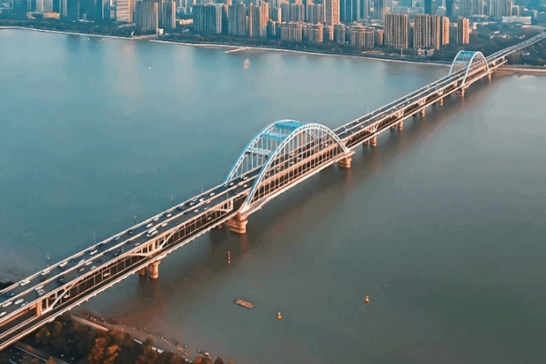Hangzhou’s Fuxing Bridge: Where Modern Design Meets Urban Calm ๐โจ Hangzhou's Fuxing Bridge: Where Modern Design Meets Urban Calm ๐โจ video poster