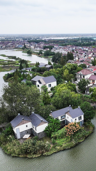 7N59NS1NVLB4DODTMAXG - 🌍NewspaperAmigo – Your Global News Buddy 🗞️ 🌾 Dongluo Village Wins UN's Best Tourism Honor! 🏆 video poster