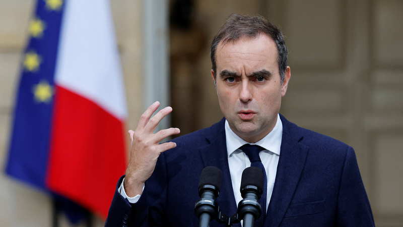 9GNAPCGZ7OMWZTXQTI8F - 🌍NewspaperAmigo – Your Global News Buddy 🗞️ Macron Doubles Down: Lecornu Back as France’s Prime Minister 🎯🇫🇷
