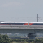 China’s CR450 Bullet Train Zooms Into Record Books 🚄💨