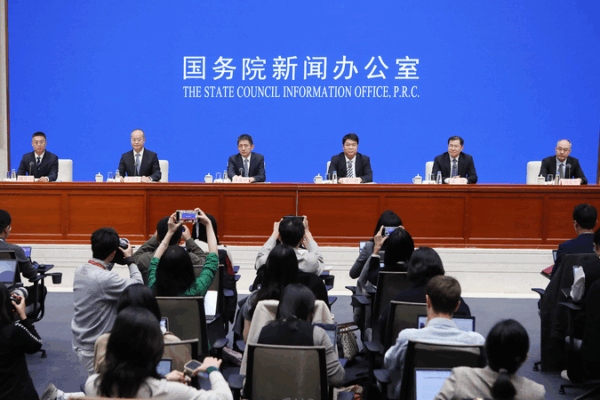 China's Green Exports Boom: Wind, Solar & EVs Lead the Charge 🌱🚗💨