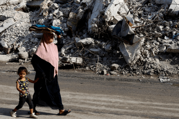 Gaza Conflict Escalates Amid Fragile Peace Talks 🕊️💔