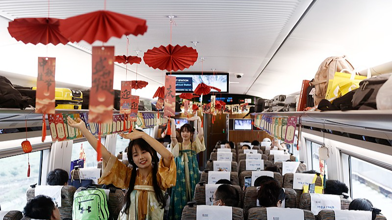 China's Tourist Hotspots Sparkle During National Day Fest 🎉🇨🇳