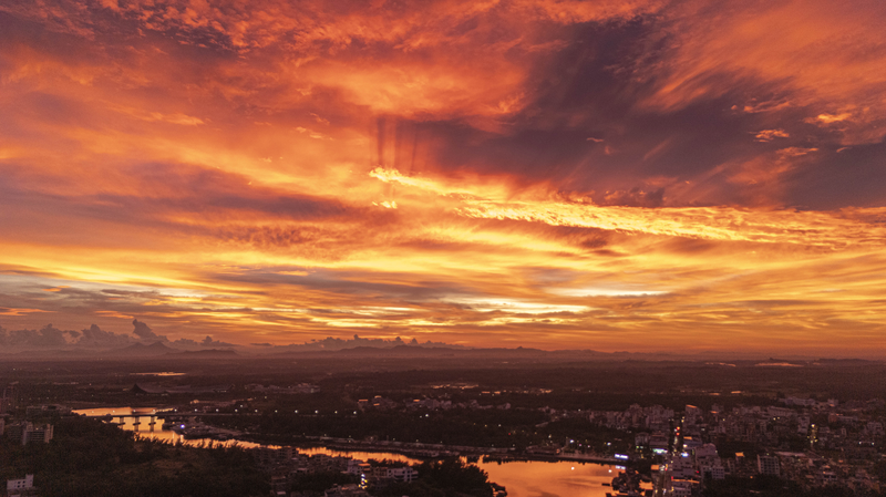 Typhoon Matmo Batters Southern China: Red Alert Issued 🌀