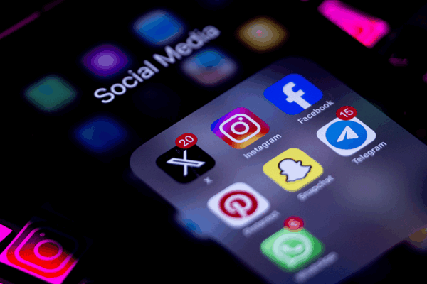 Malaysia Cracks Down on Social Media for Underage Users 🚫📱 Malaysia Cracks Down on Social Media for Underage Users 🚫📱