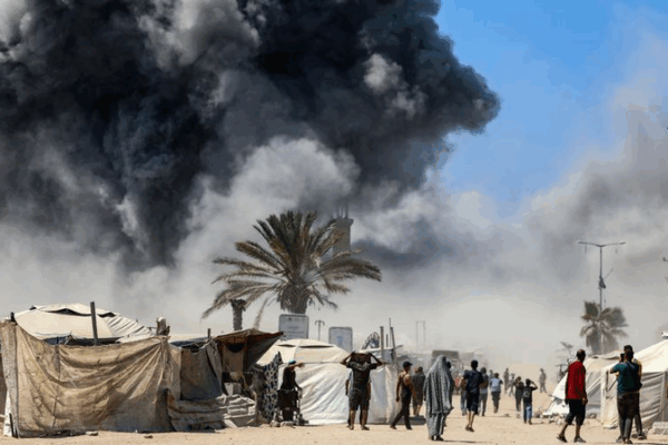 Trump’s Gaza Plan: Peace Deal or Hostage Strategy? 🕊️💣 Trump's Gaza Plan: Peace Deal or Hostage Strategy? 🕊️💣