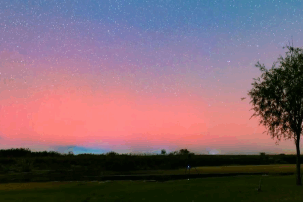 Stunning Auroras Light Up Northeast China Skies 🌌✨ Stunning Auroras Light Up Northeast China Skies 🌌✨