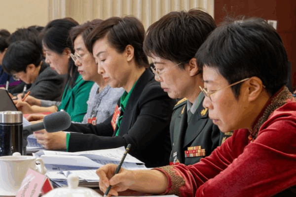 China’s Women Empowerment Journey: Breaking Barriers Since 1995 🌟👩💼 China’s Women Empowerment Journey: Breaking Barriers Since 1995 🌟👩💼