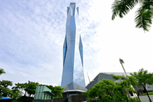 U.S. & China Kick Off High-Stakes Trade Talks in Kuala Lumpur 🌏💼