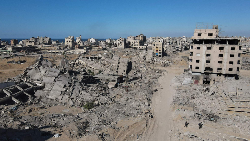 Israel-Hamas Truce Hangs by a Thread Amid Hostage Dispute 🔥 Israel-Hamas Truce Hangs by a Thread Amid Hostage Dispute 🔥