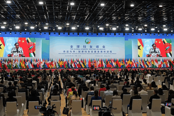 Women Power Shines in Global Survey 🌟👩💼