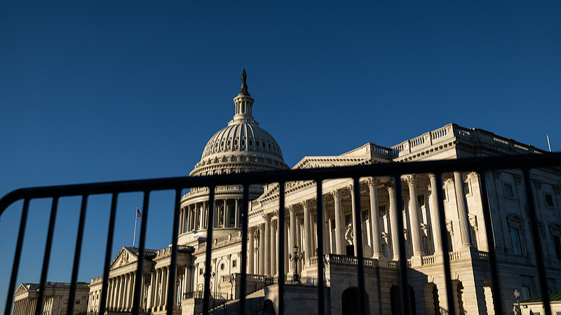 ORHO85EJ2S2PHNCB11WR - 🌍NewspaperAmigo – Your Global News Buddy 🗞️ US Government Shutdown Drags On: Workers Struggle, Debt Tops $38T 💸✈️
