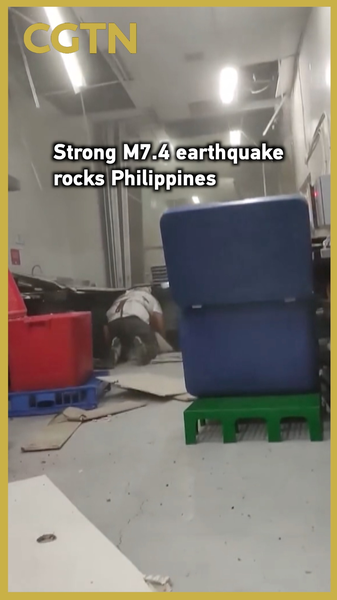 QJ3WXFNVTTI52IGQM20H - 🌍NewspaperAmigo – Your Global News Buddy 🗞️ Strong M7.4 Earthquake Rocks Philippines 🌊🚨 video poster