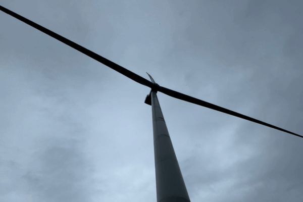 China Powers Up World’s Largest Offshore Wind Turbine 🌬️💡