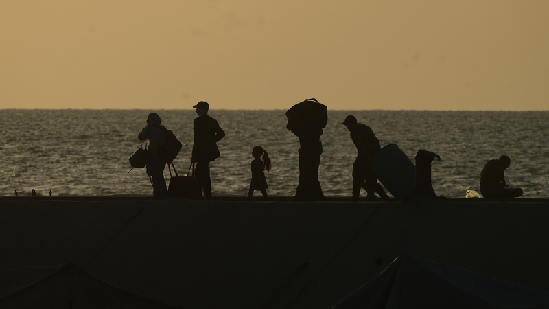 Hamas Weighs Trump’s Gaza Plan Amid Global Pressure 🕊️