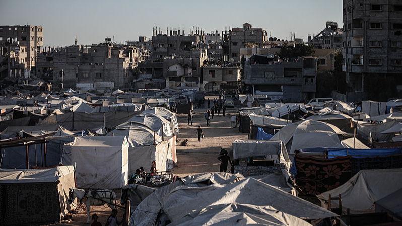 RAI4QQ1BHB4WMRU9G3UL - 🌍NewspaperAmigo – Your Global News Buddy 🗞️ Gaza Ceasefire Begins Thursday: Aid Convoy Rolls In 🕊️