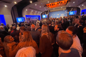 Dutch Election Shocker: Liberals Edge Far-Right in Tight Race 🗳️🇳🇱