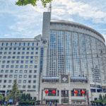 RJVFNKANTK4LTIG6SEQI - 🌍NewspaperAmigo – Your Global News Buddy 🗞️ China and India to Restart Direct Flights This October ✈️🌏