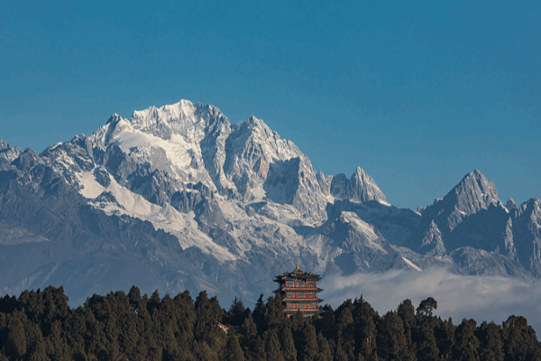 Yulong Snow Mountain: China’s Majestic Natural Wonder 🌄❄️ Yulong Snow Mountain: China’s Majestic Natural Wonder 🌄❄️ video poster