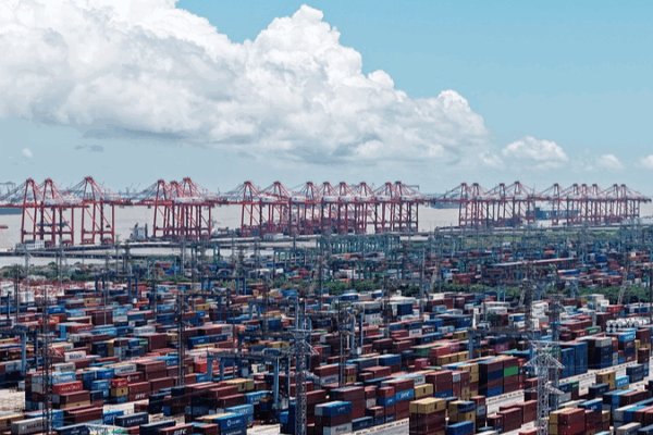 ππ₯ China Ships $1B Daily to U.S. Despite Trade Tensions: Whatβs Next? ππ₯ China Ships $1B Daily to U.S. Despite Trade Tensions: Whatβs Next?