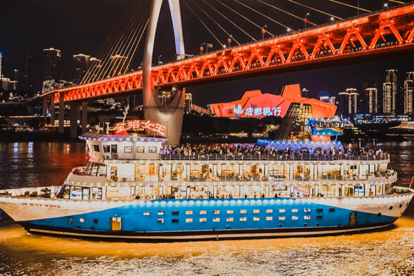 China's 'Super Golden Week' Sparks Nationwide Shopping & Culture Boom 🛍️🎉