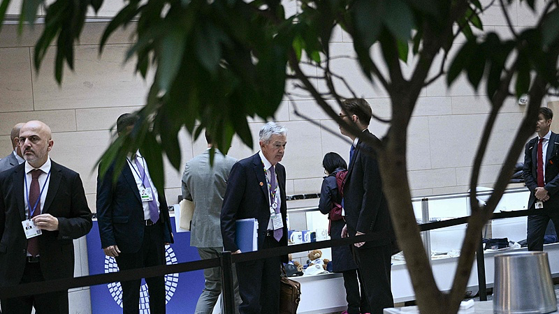 UAT1L01NMHOSL9YM137U - 🌍NewspaperAmigo – Your Global News Buddy 🗞️ US-China Trade Tensions Shake Global Markets 🌍💥