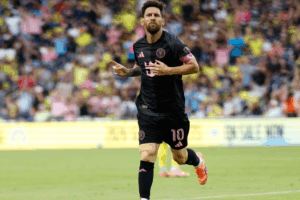 Lionel Messi Stays in Miami Until 2028 ⚽🔥