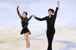 Sui & Han Sparkle in Comeback at Cup of China 🎉⛸️
