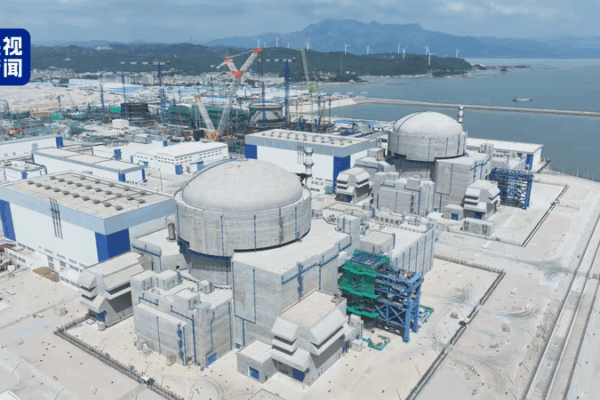 China’s Clean Energy Leap: Hualong One Reactor Hits Major Milestone 🌱⚡ China’s Clean Energy Leap: Hualong One Reactor Hits Major Milestone 🌱⚡