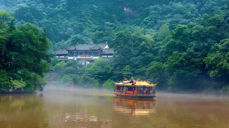 🌄 Live: Discover the Serene Beauty of Yuecheng Lake This Holiday! video poster