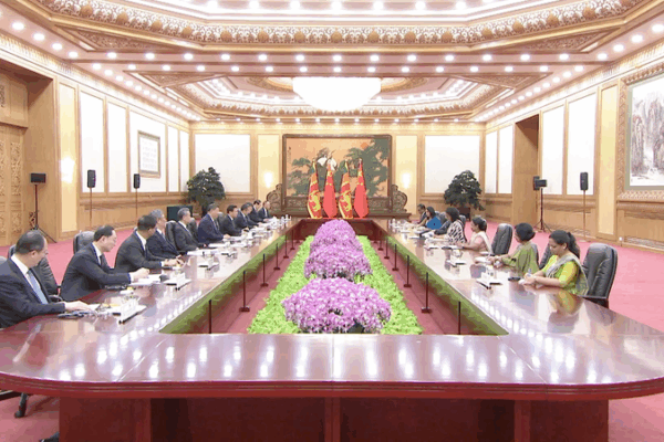 China & Sri Lanka Strengthen Ties as Leaders Meet in Beijing 🌏🤝 China & Sri Lanka Strengthen Ties as Leaders Meet in Beijing 🌏🤝 video poster