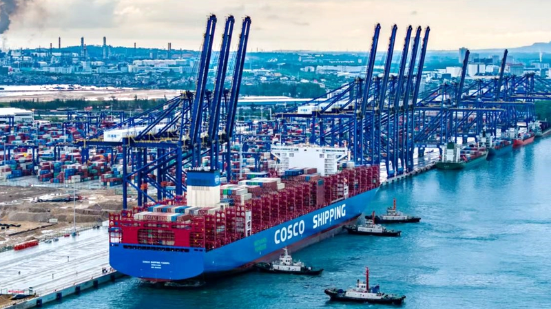 007C38TLPDZ0AC5MZ6TW - 🌍NewspaperAmigo – Your Global News Buddy 🗞️ Yangpu Port Emerges as Global Hub for Hainan Free Trade Port 🚢🌏