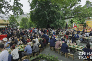 Hainan's La'aomen Festival Bridges Tradition & Tech 🌾✨