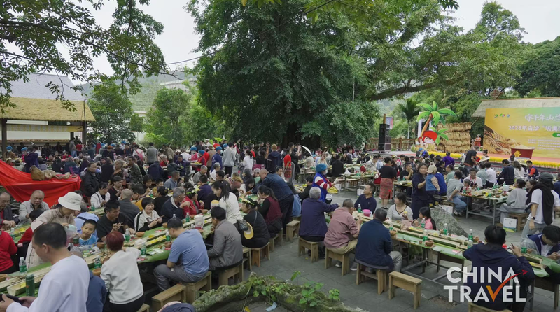 Hainan's La'aomen Festival Bridges Tradition & Tech 🌾✨