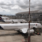 1MI0P3W10BVES9JX7QUC - 🌍NewspaperAmigo – Your Global News Buddy 🗞️ U.S. Ramps Up Venezuela Pressure as Airlines Halt Flights 🌍✈️