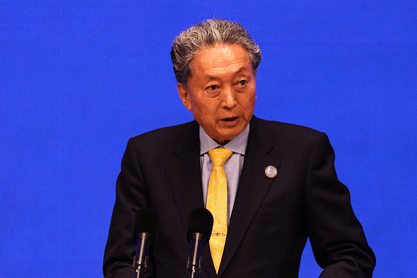 Japan Ex-PMs Slam Takaichi's Taiwan Remarks, Urge China Dialogue 🌏