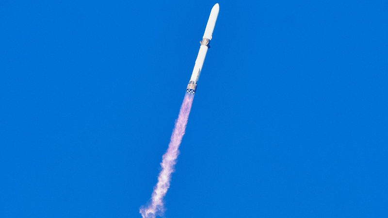 3ZHRWEBHSGJJR7PDNC5F - 🌍NewspaperAmigo – Your Global News Buddy 🗞️ Blue Origin Unveils New Glenn 9x4 to Challenge SpaceX Dominance 🚀