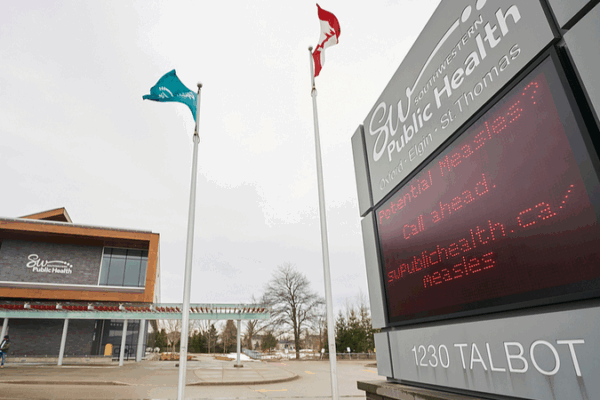 Canada's Measles Outbreak: Losing Elimination Status Sparks Concern 🚨