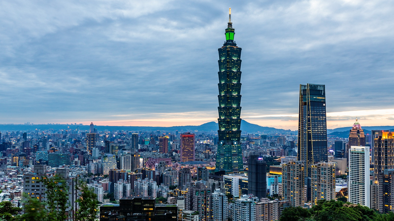 Japan PM's Taiwan Remarks Spark Backlash at Home 🌏⚡