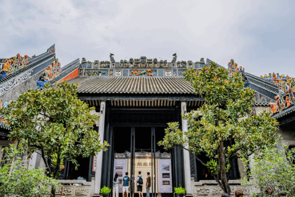Step into History: Exploring Guangzhou’s Stunning Chen Clan Academy 🏯✨